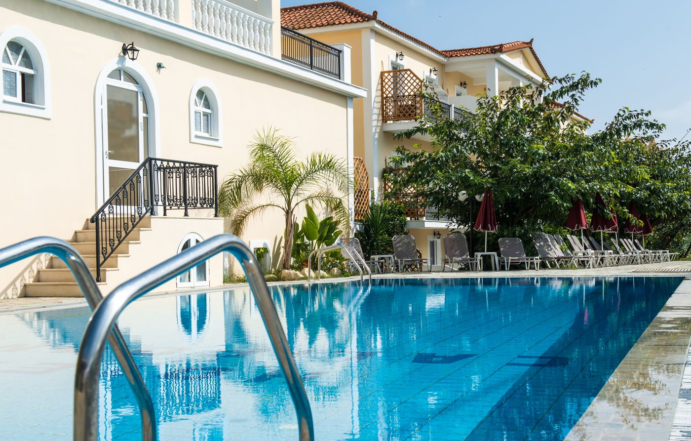 California Beach Hotel