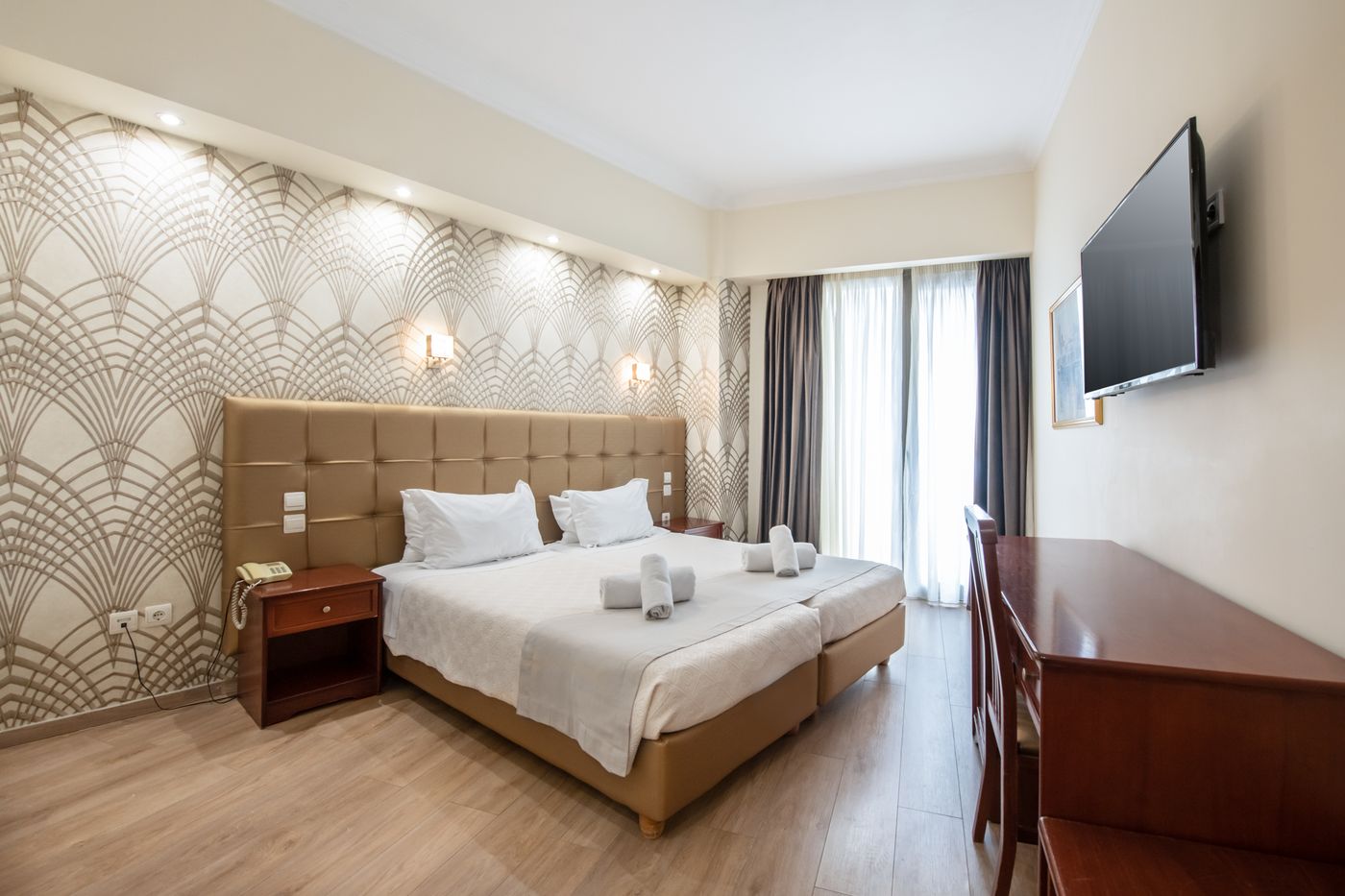 Golden-City-Room-16