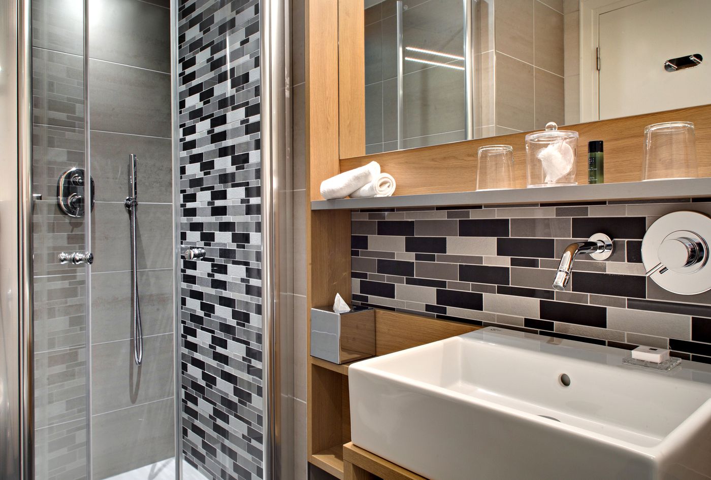 Hotel Les Jardins de Mademoiselle-France-PARIS-Room-7