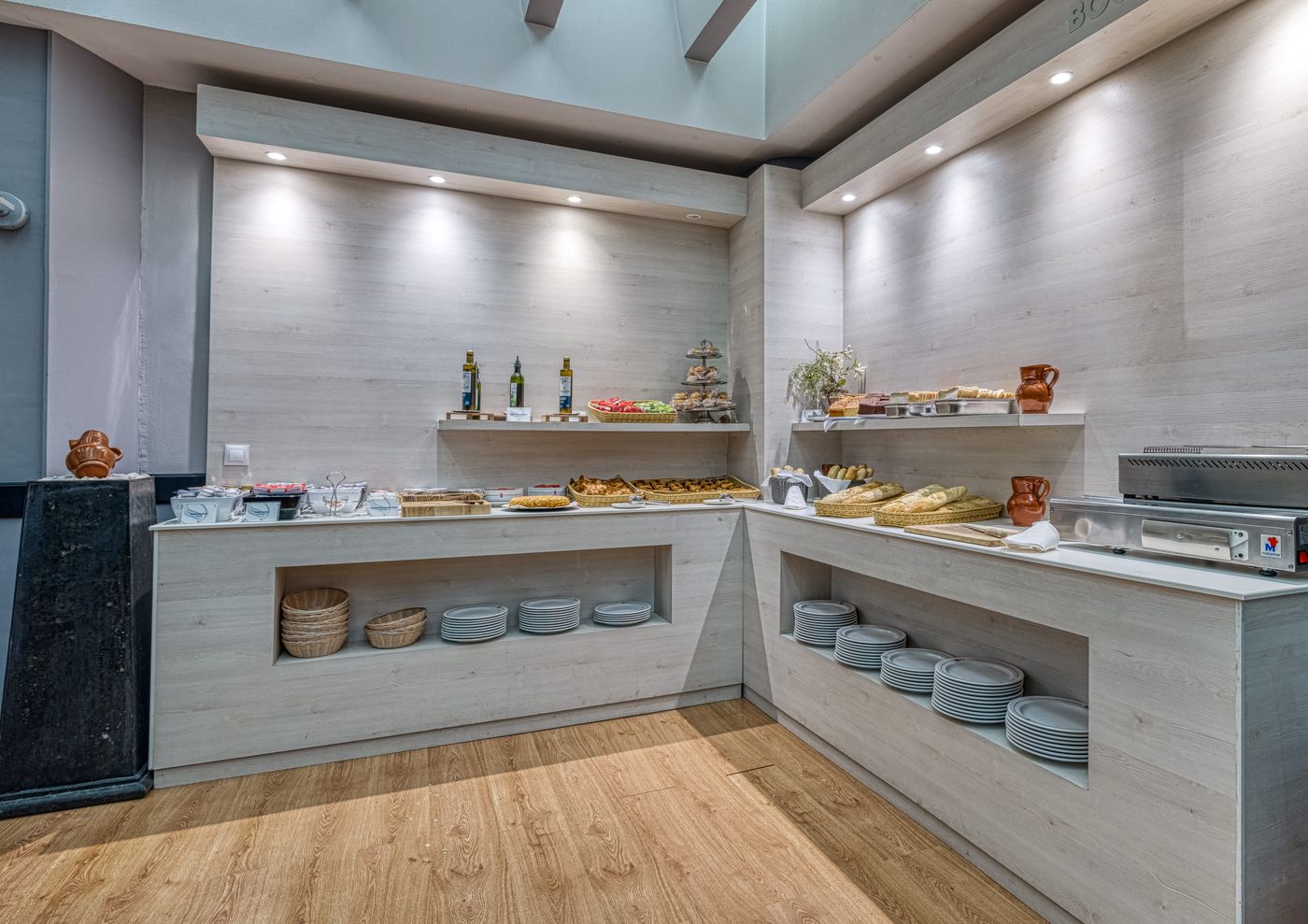 Virgen de los Reyes - Spain - SEVILLA - Restaurant - 3