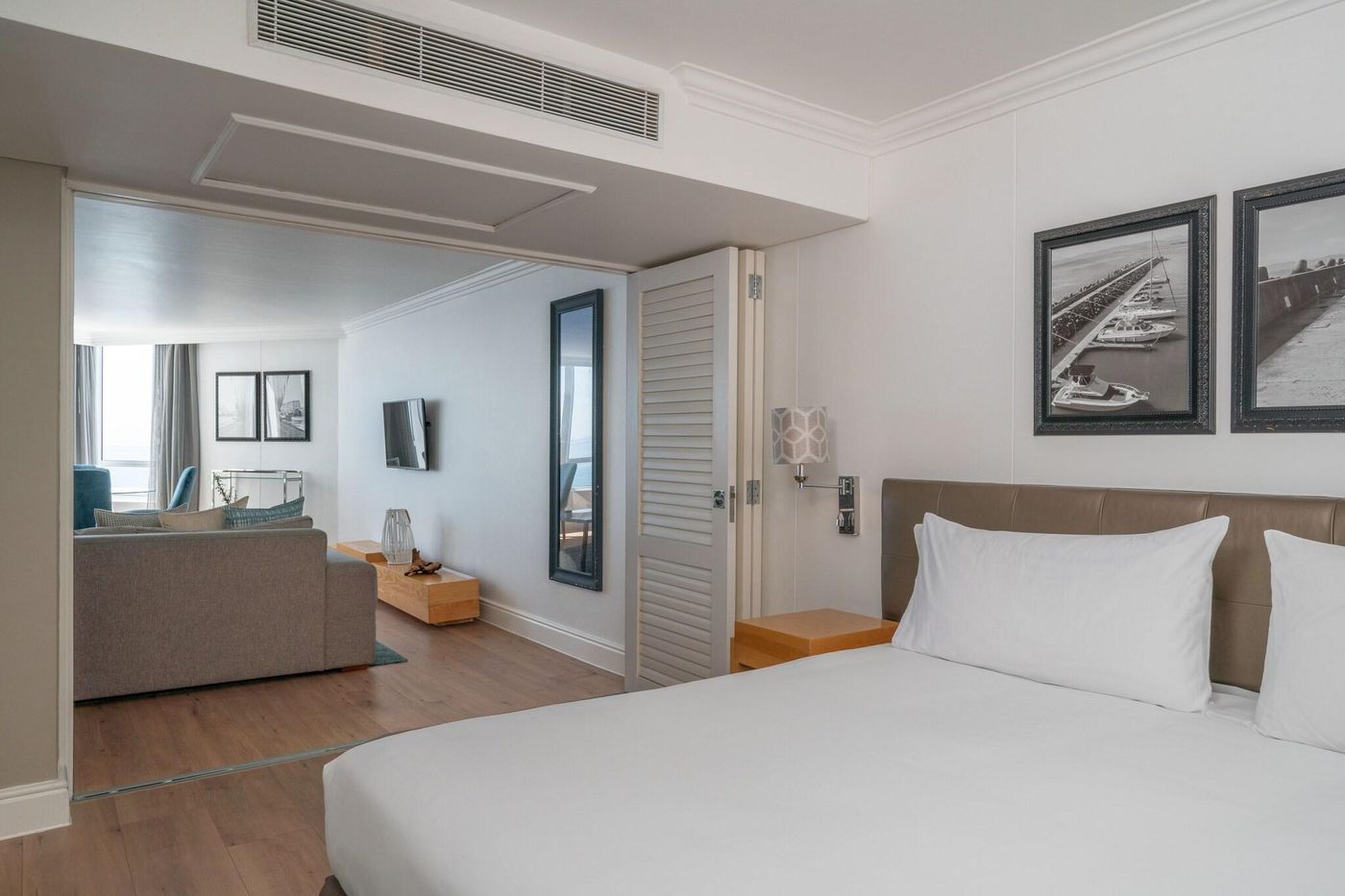 Radisson-Blu-Hotel-Waterfront-Room-42