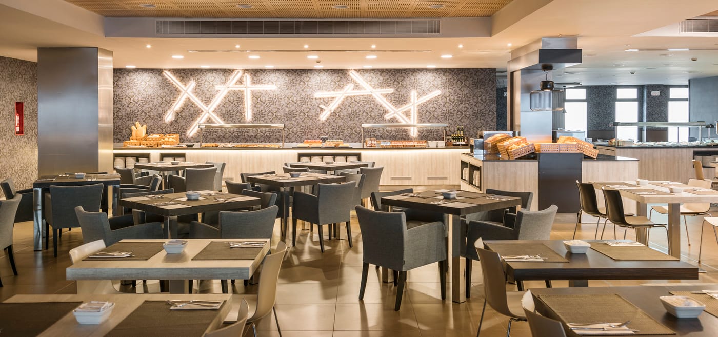 Ilunion-Calas-de-Conil-Restaurant-40