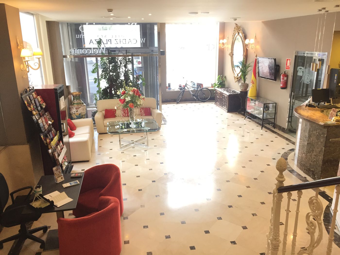 Spa-Cadiz-Plaza-Lobby-32