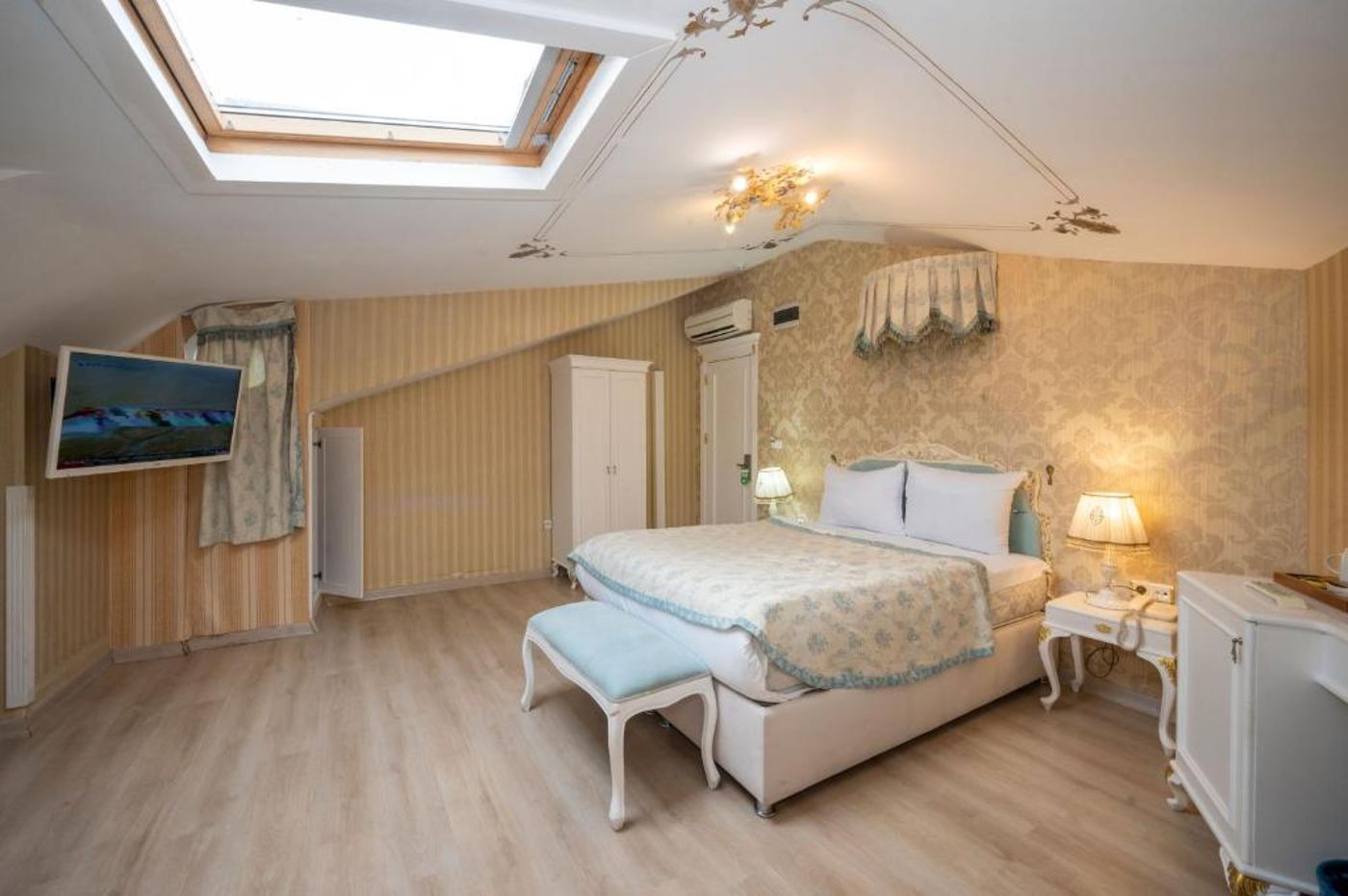 Villa-Paradiso-Hotel-Room-11