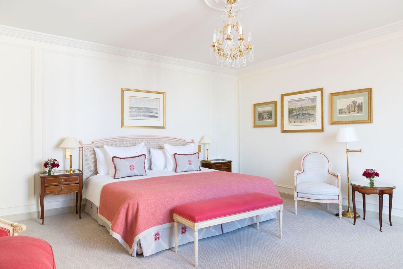 Le-Bristol-Paris-Room-34