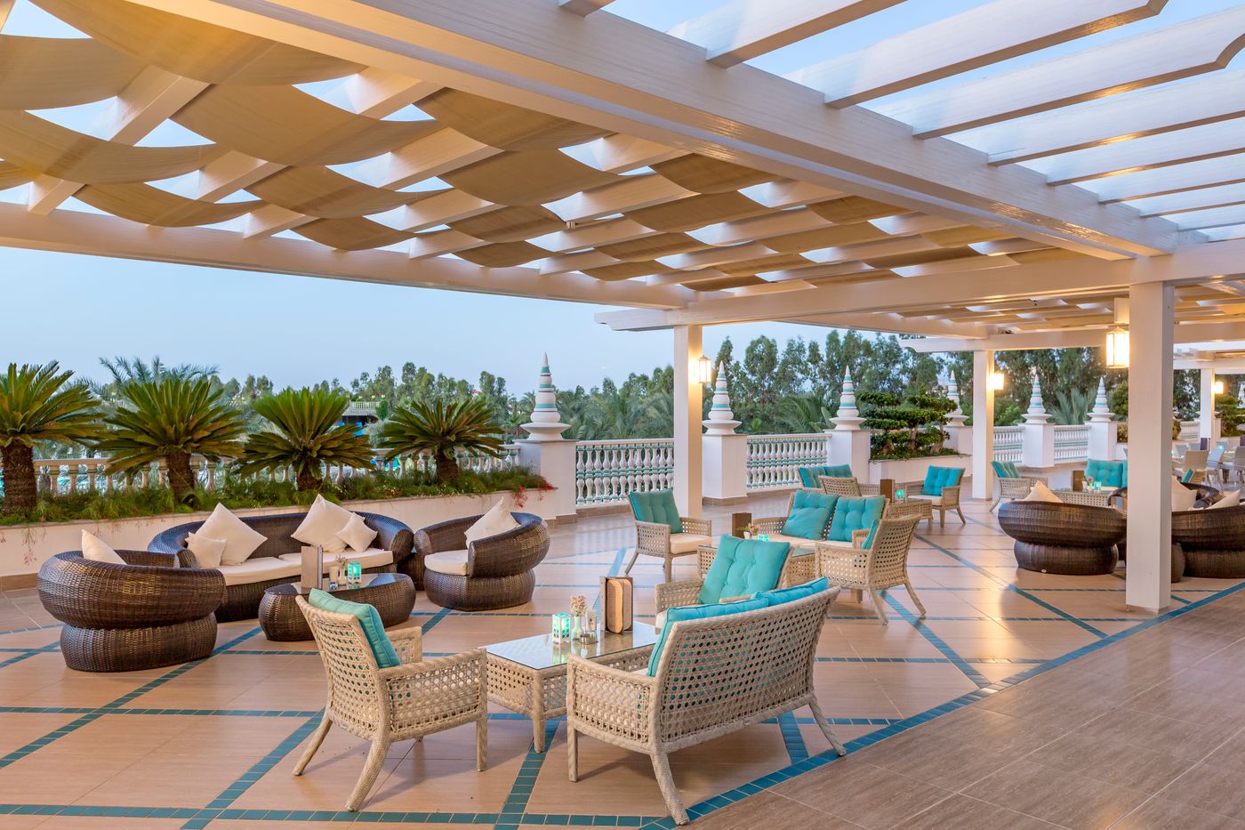 Royal-Holiday-Palace-Lobby-17