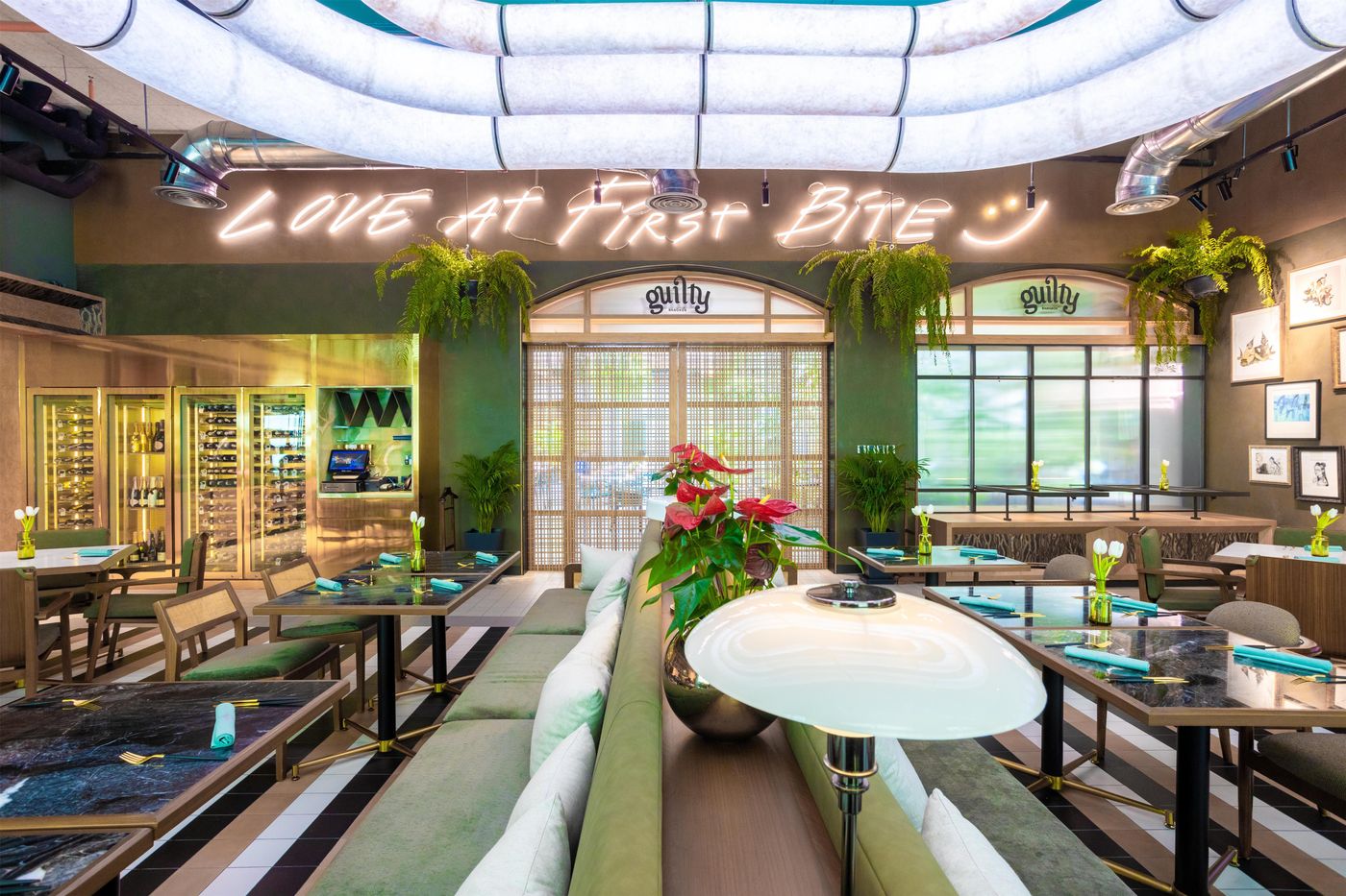 Anantara-Siam-Bangkok-Restaurant-27