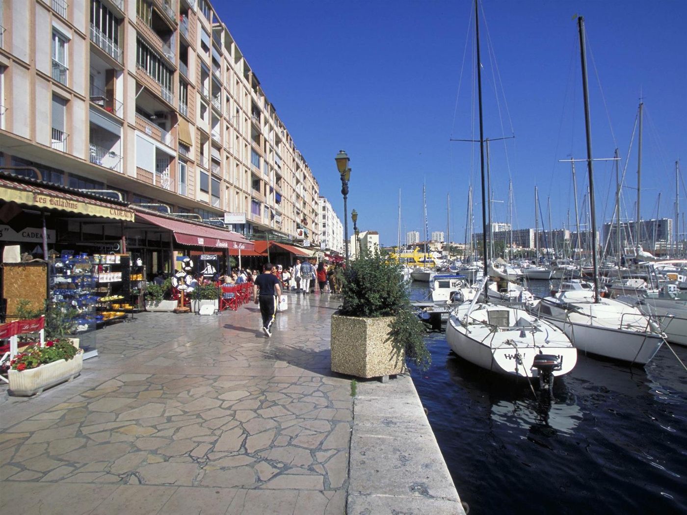 ibis Toulon La-Seyne-France-Ollioules-General view-7