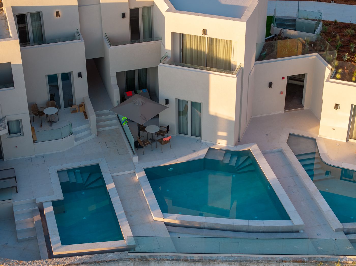 Galaxy-Suites-Boutique-Resort---Adults-Only-13--General-view-5