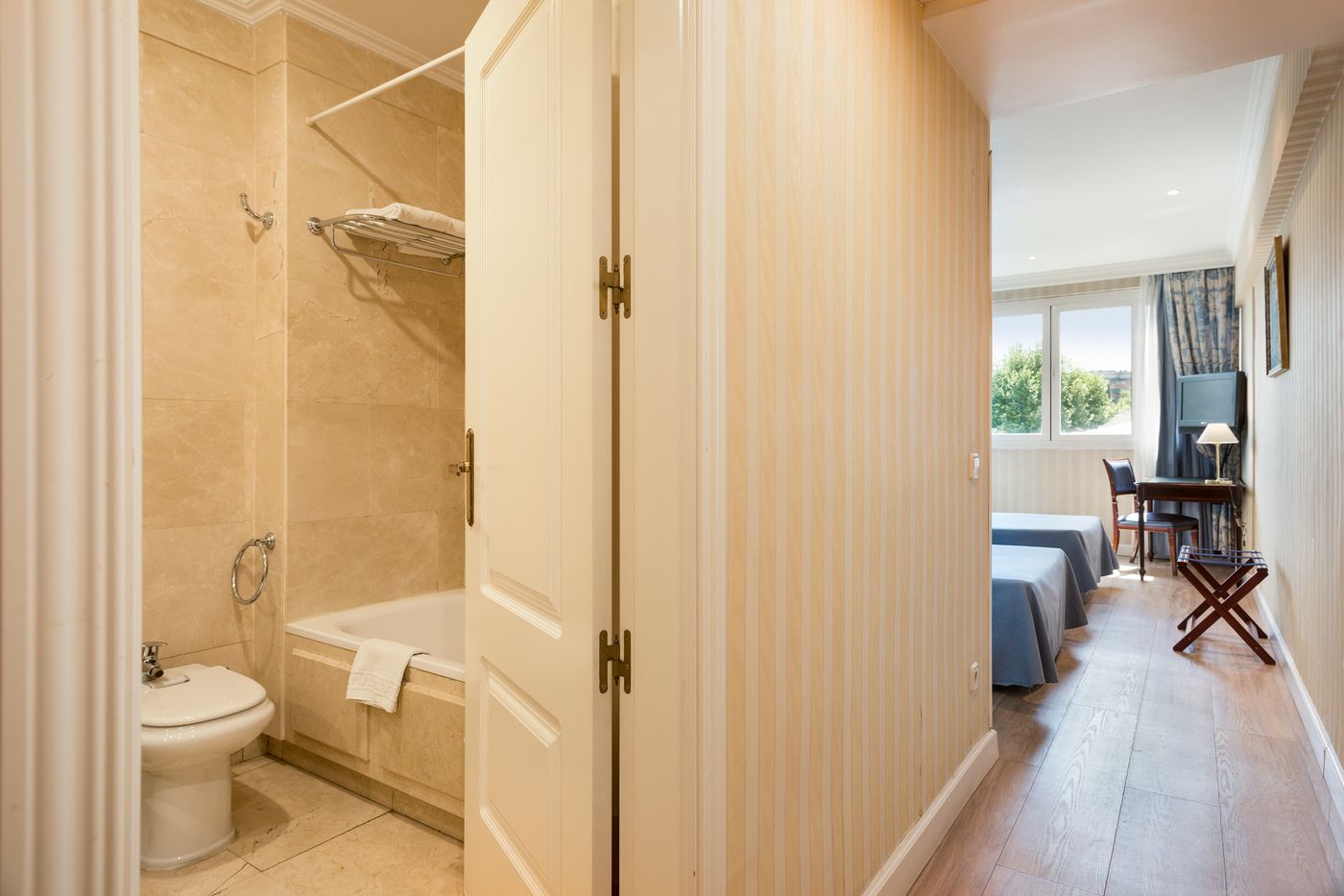 Osuna-Feria-Madrid-Room-24