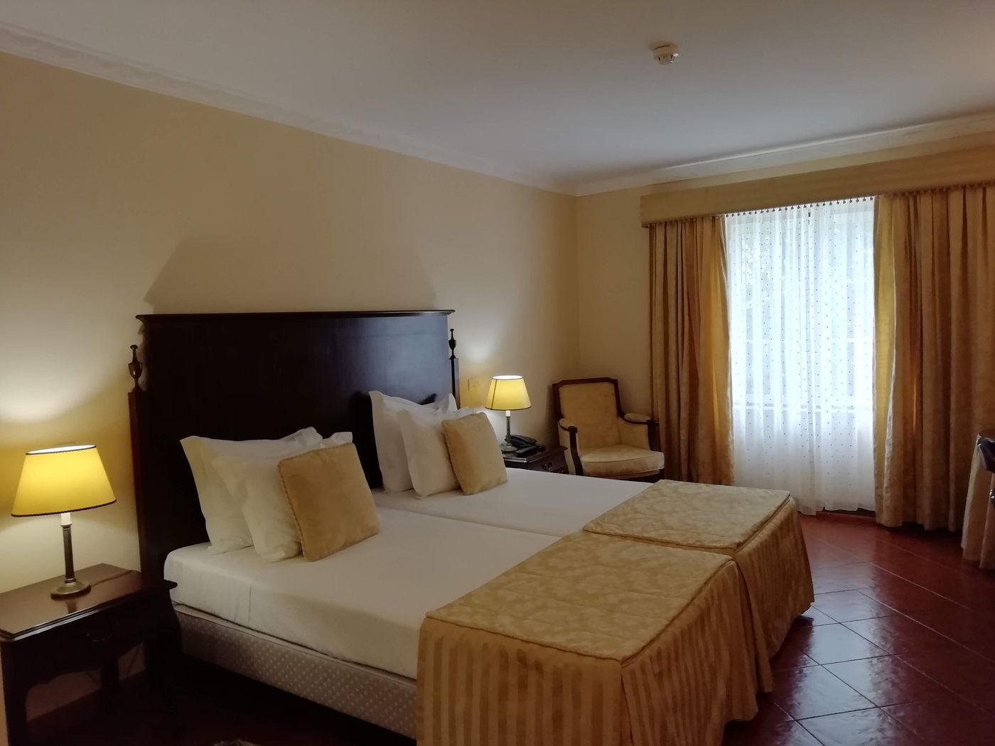 Turim-Club-D-Azeit-o-Hotel-Room-15