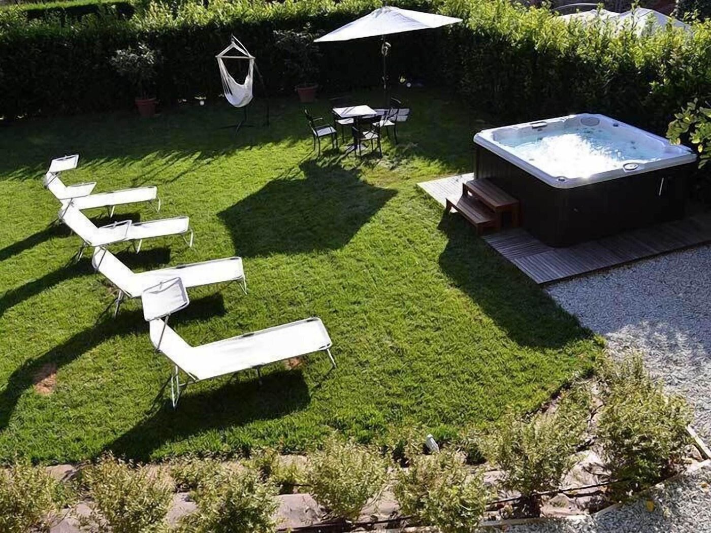 Hotel-Ristorante-Milano-Pool-11