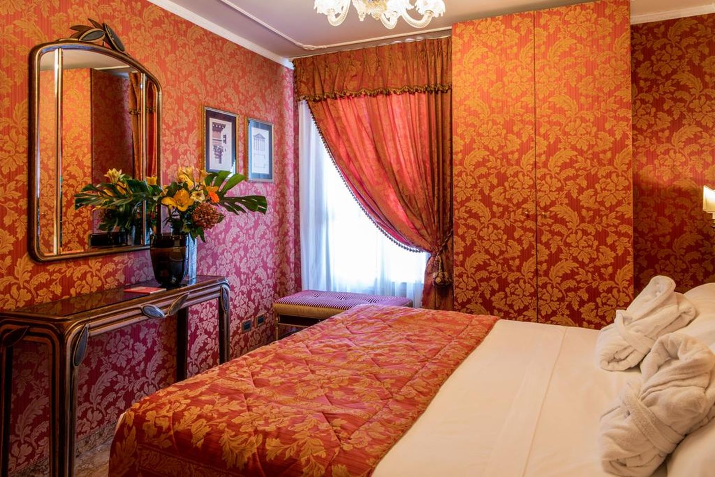 Hotel-Santo-Stefano-Room-9