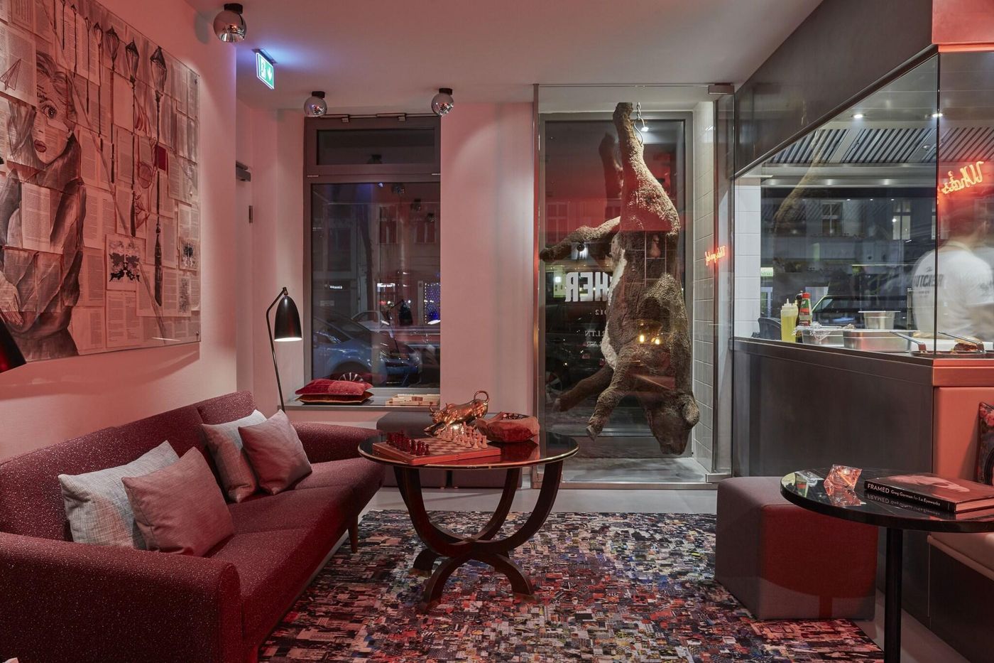 Sir-Savigny-Hotel--part-of-Sircle-Collection-Bar-15