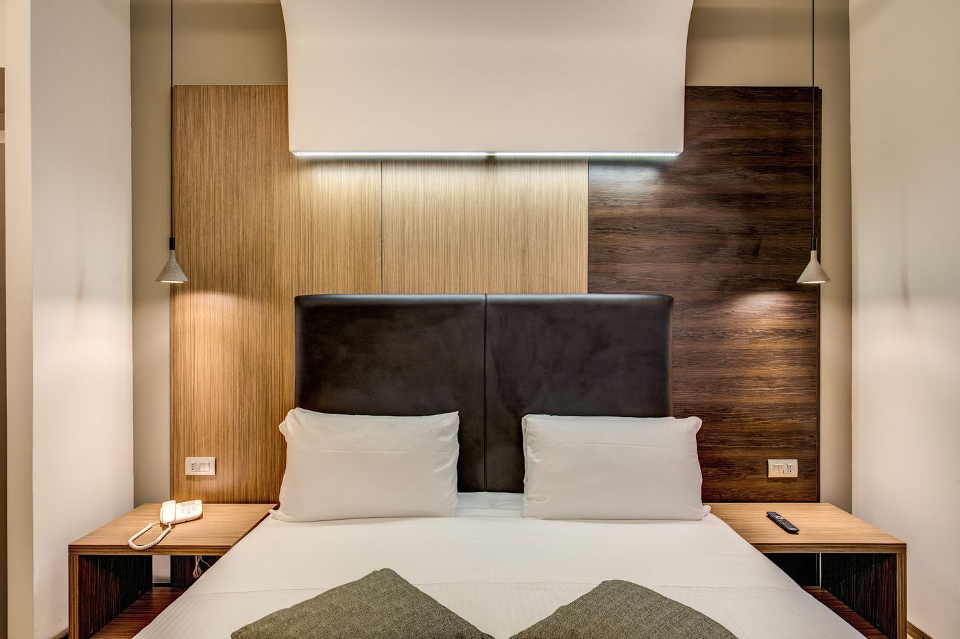 Trevi-Collection-Room-50