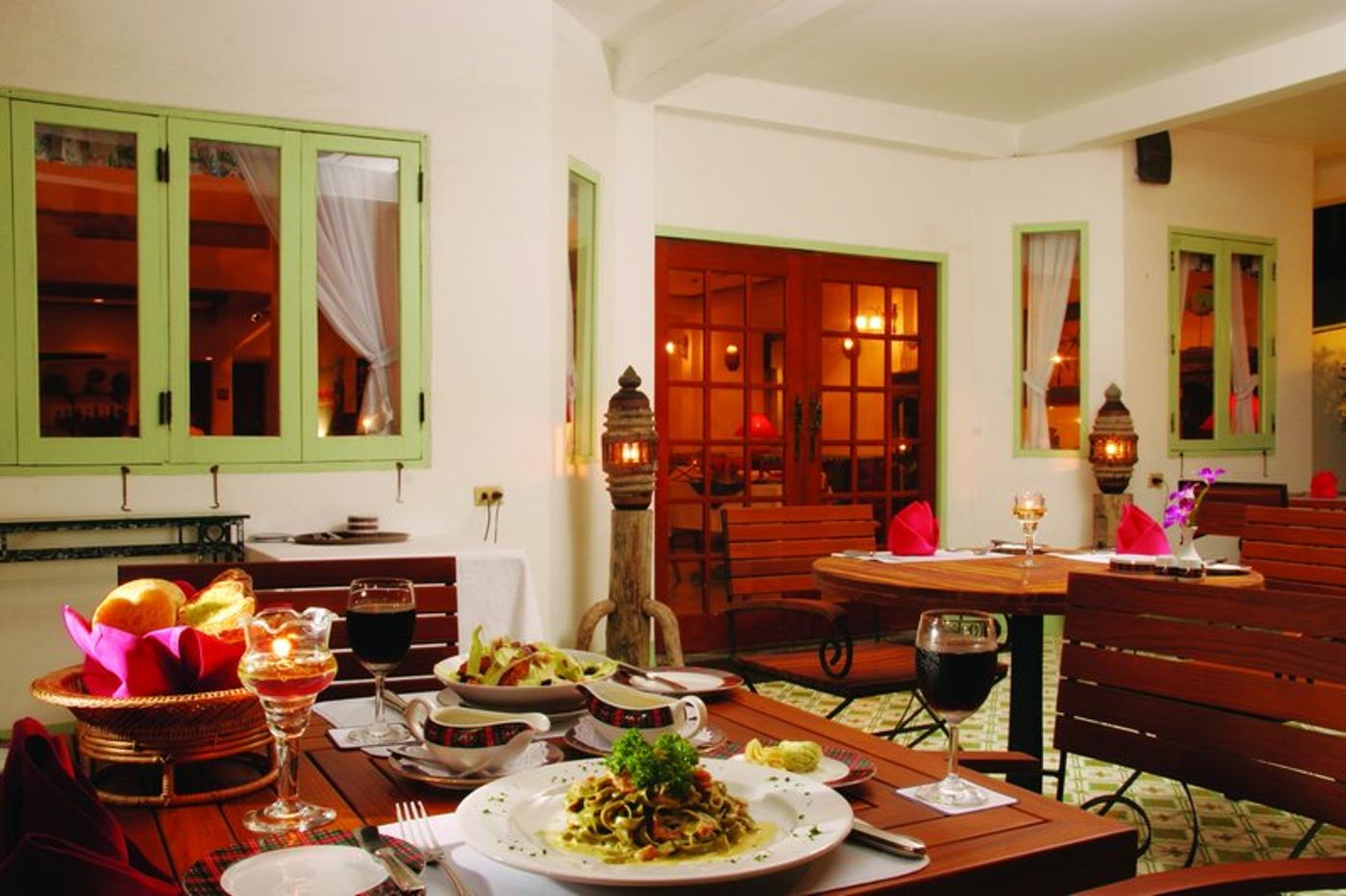 Kantary-Bay-Hotel-Phuket-Restaurant-24