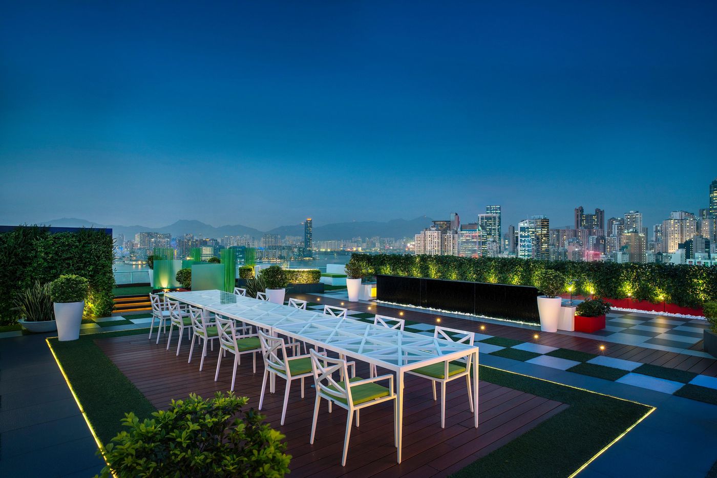 The-Park-Lane-Hong-Kong-Terrace-50