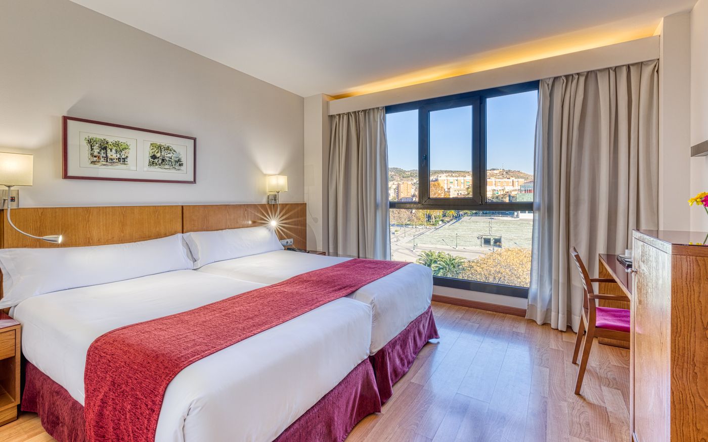 Senator Granada-Spain-GRANADA-Room-9