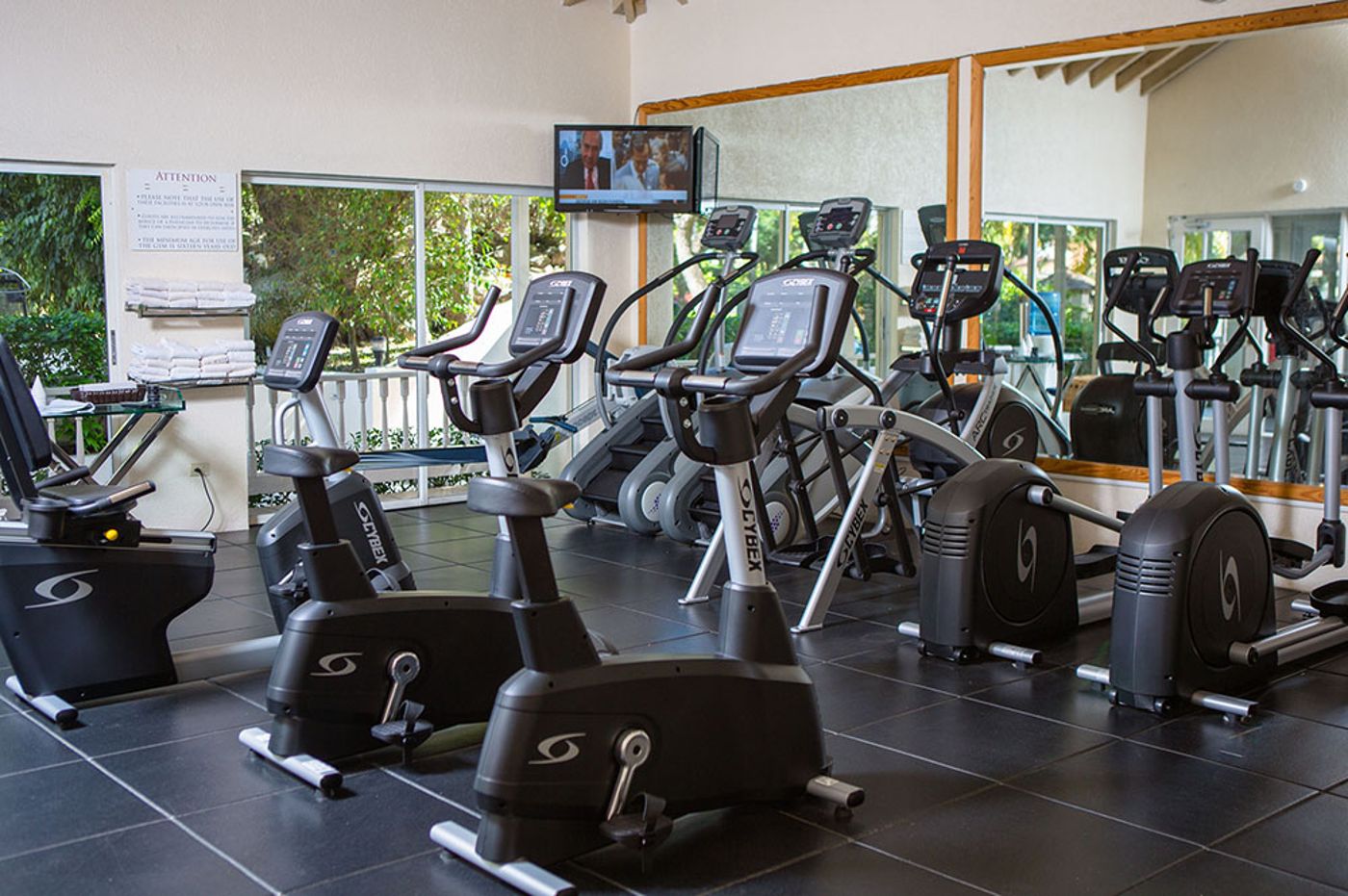 Cove Suites at Blue Waters