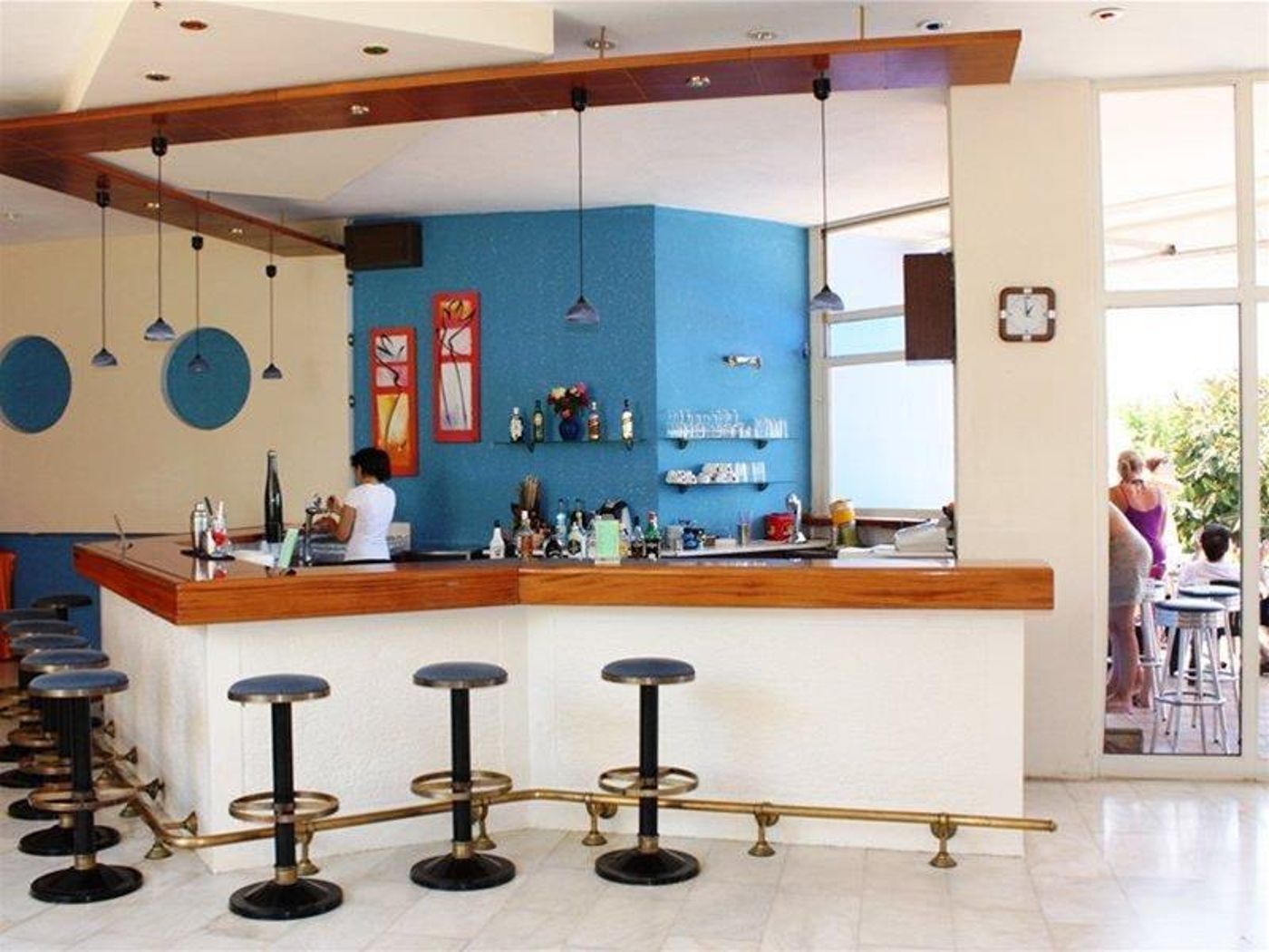 Scaleta-Beach---Adults-Only--16---Bar-23