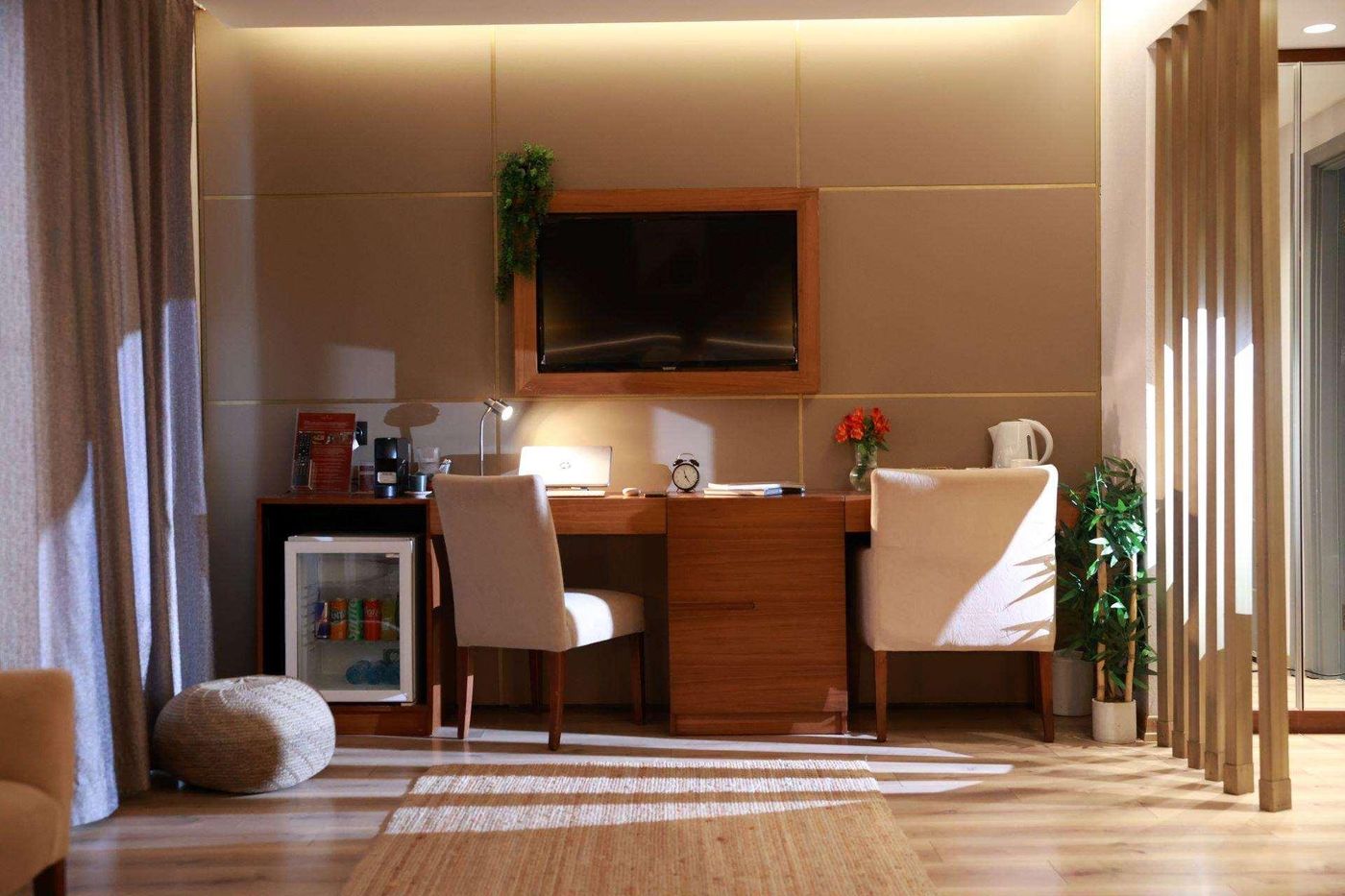 Nova-Plaza-Crystal-Hotel-Room-35