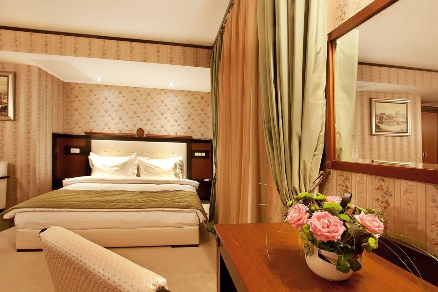 Best Western Plus Bristol Hotel-Bulgaria-Sofia-Room-8