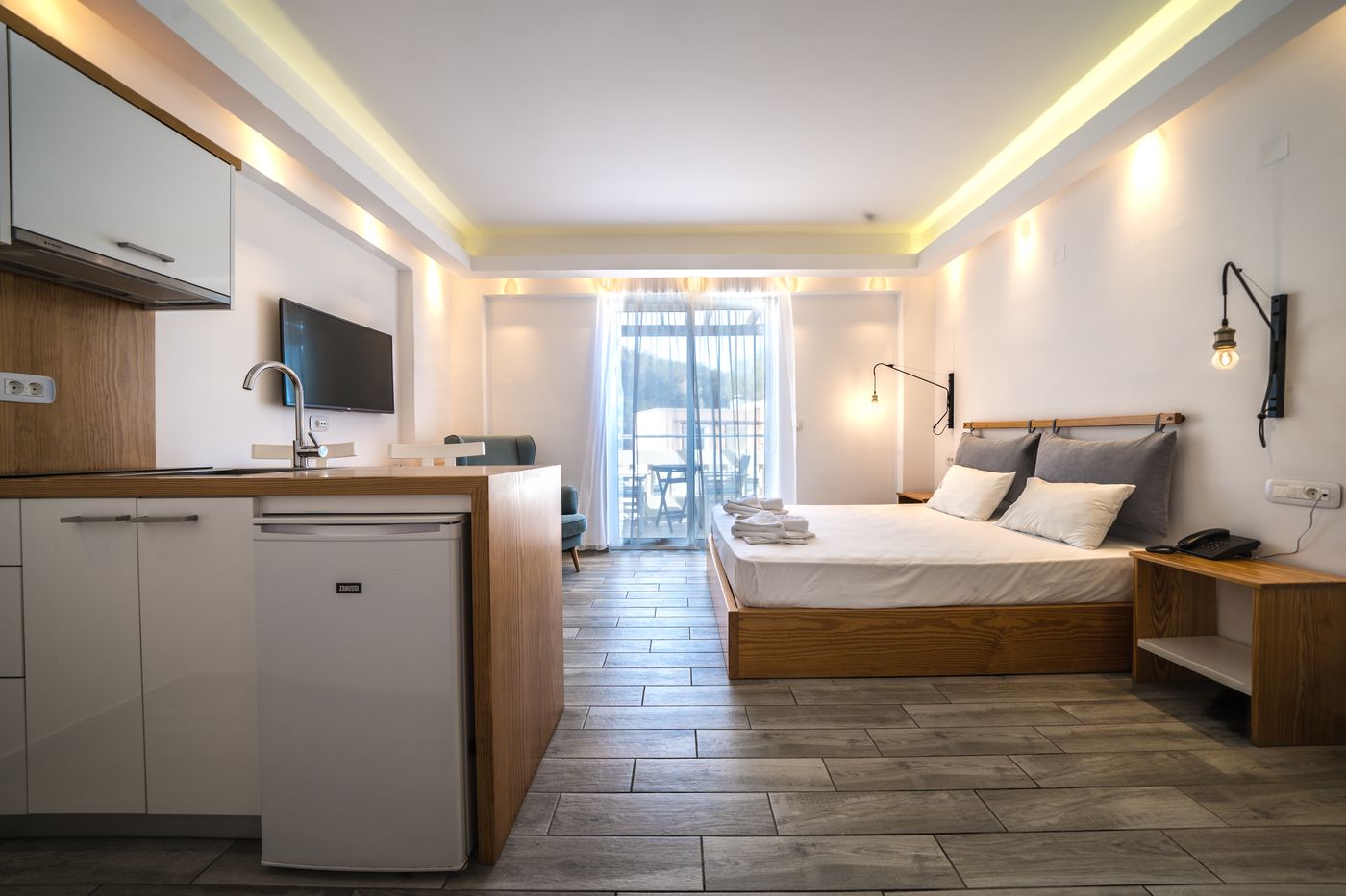 Porto-Kalamaki-Hotel-Apartments-Room-14