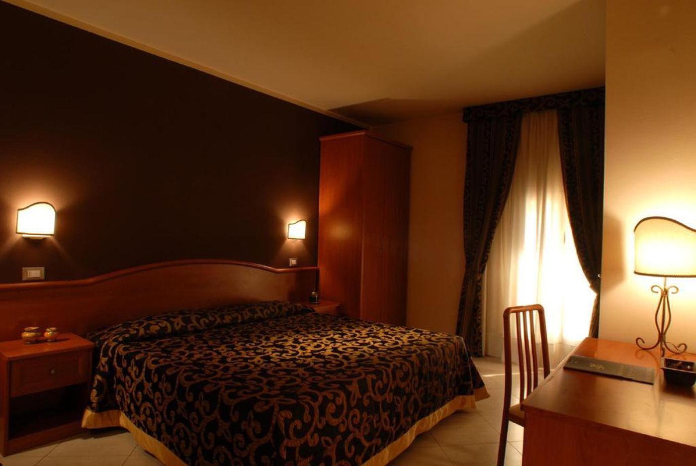 Del Borgo - Italy - BOLOGNA - General view - 3