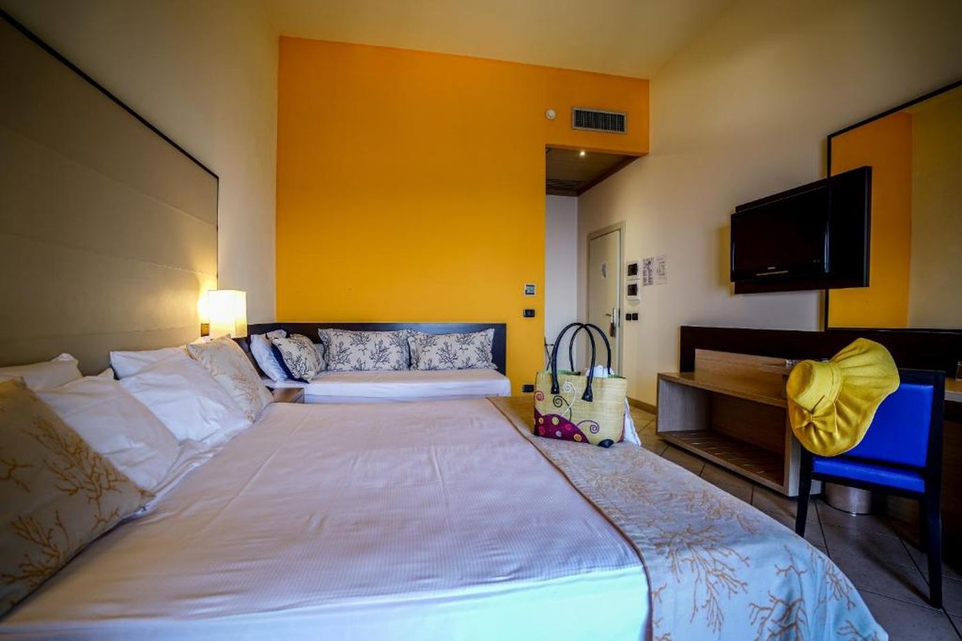 Hotel-Avalon-Sikani-Room-15