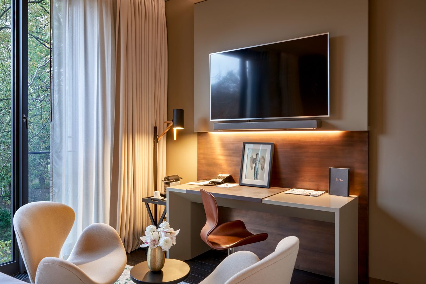 So--Berlin-Das-Stue-Room-38