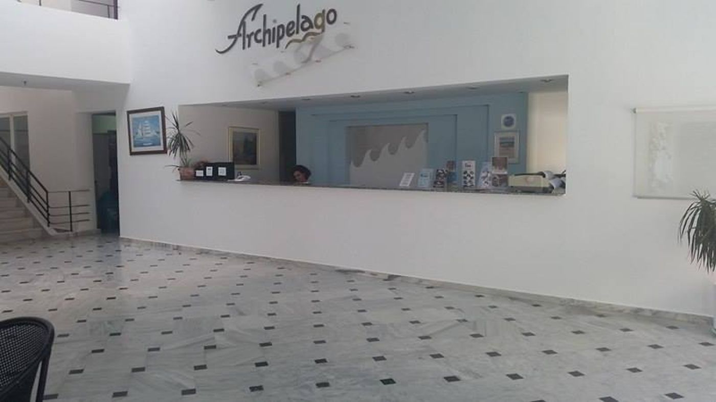 Archipelagos-Hotel-Lobby-53