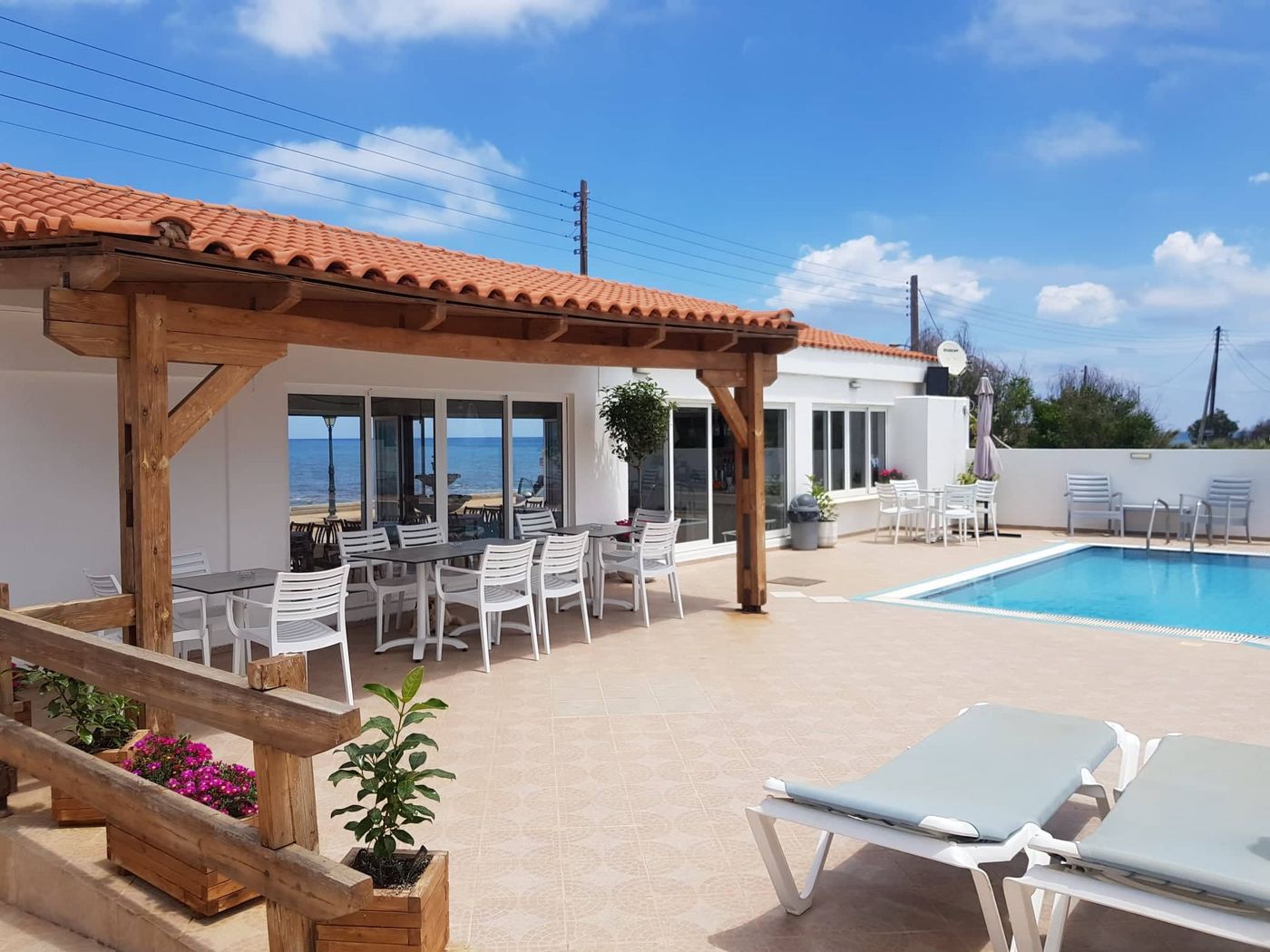 Kasapakis Apartments 03