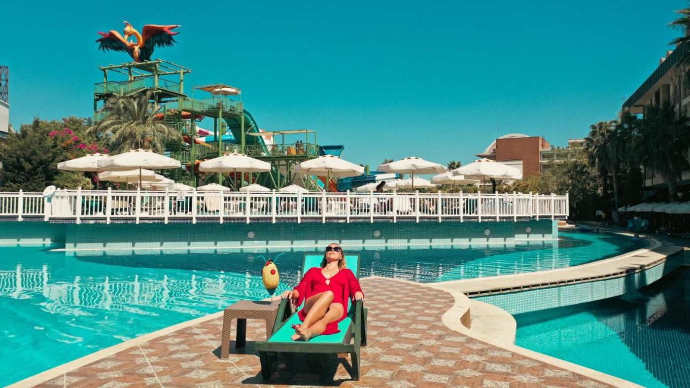 Crystal-Prestige-Elite-Pool-16