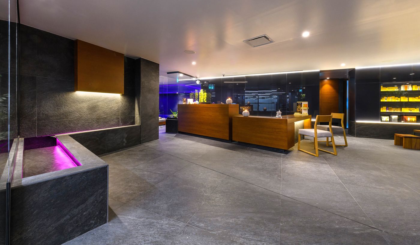 Ajax-Hotel-Sports-and-Entertainment-42