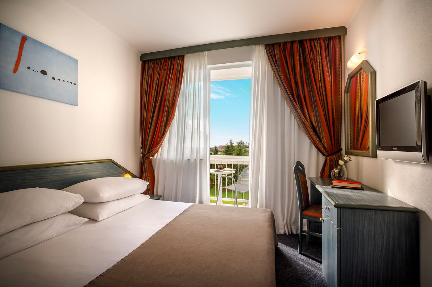 Hotel-Laguna-Room-16