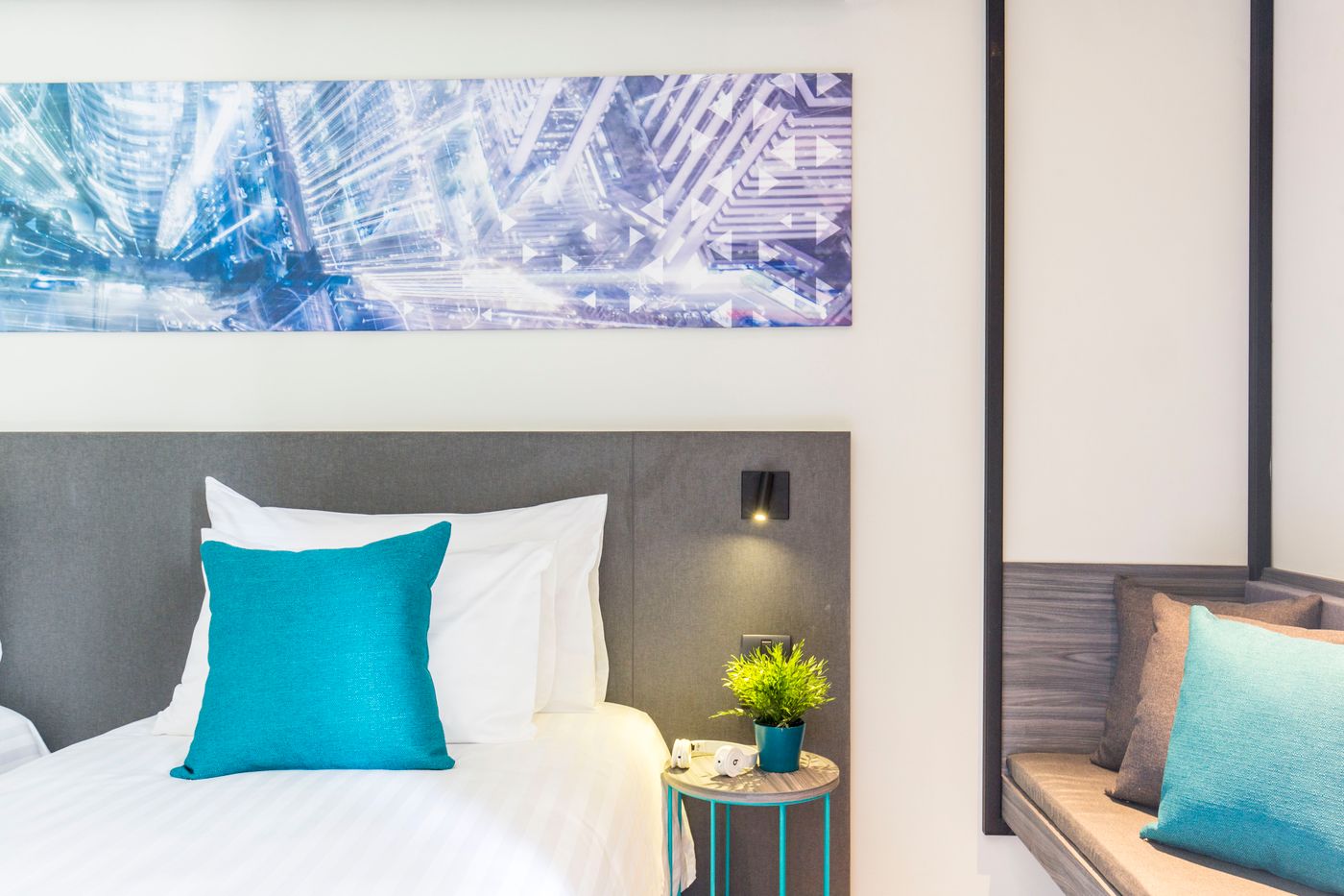 Cross-Vibe-Bangkok-Sukhumvit-Room-54