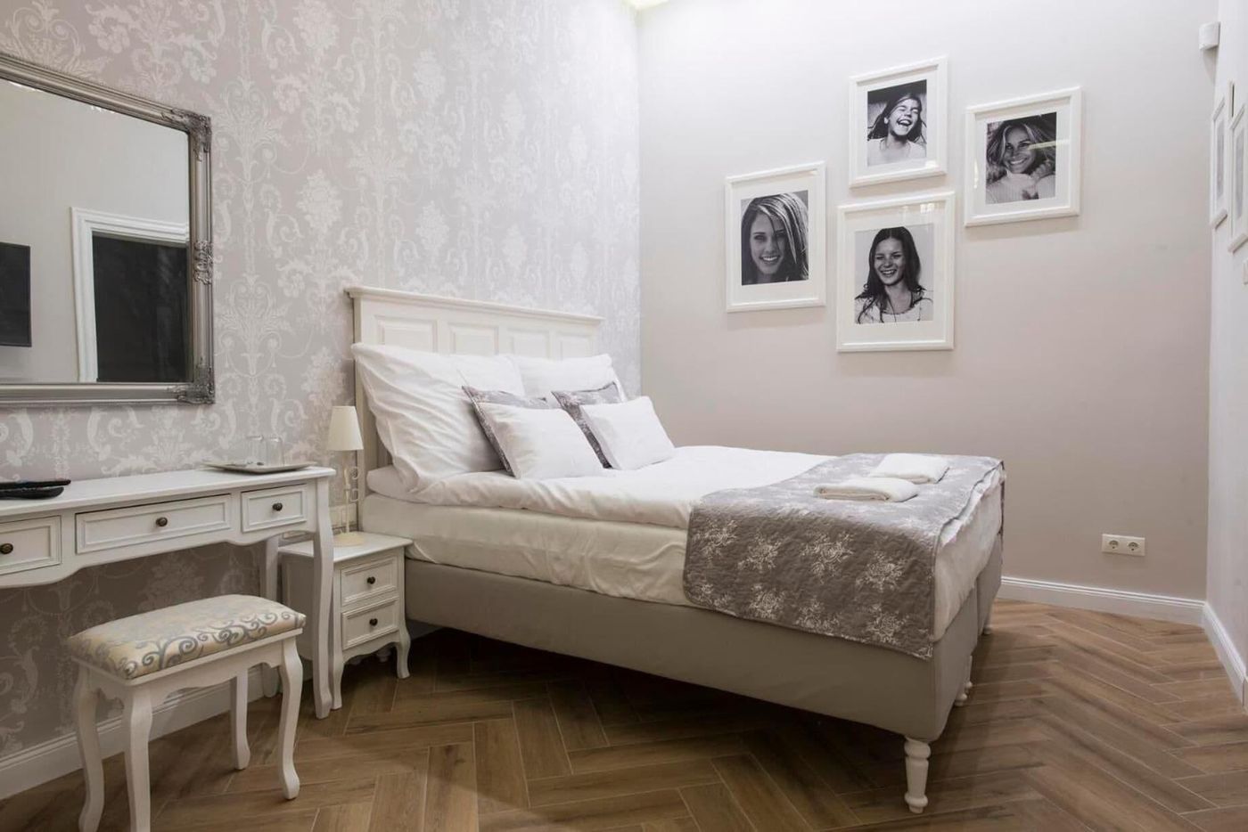 Serenity-Boutique-Budapest-Room-2