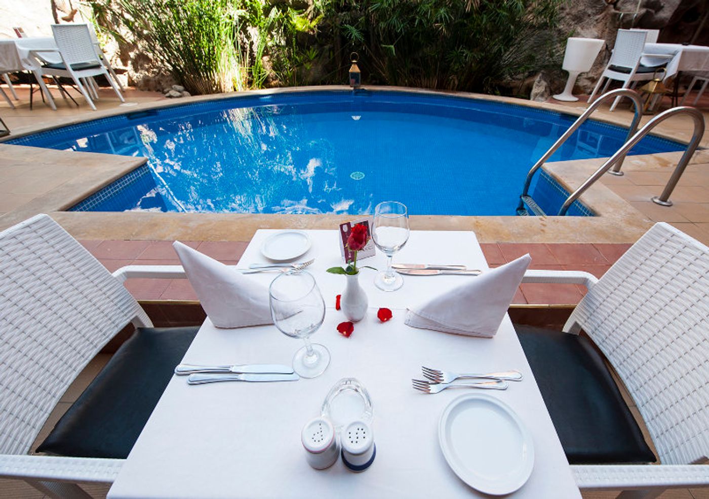 Le-Caspien-Terrace-4