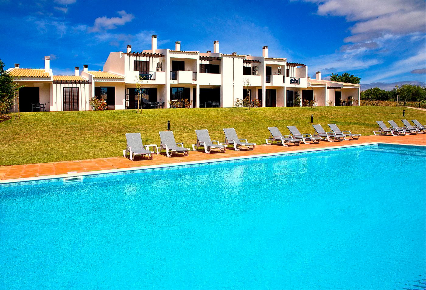 Alto-Fairways-Pool-3