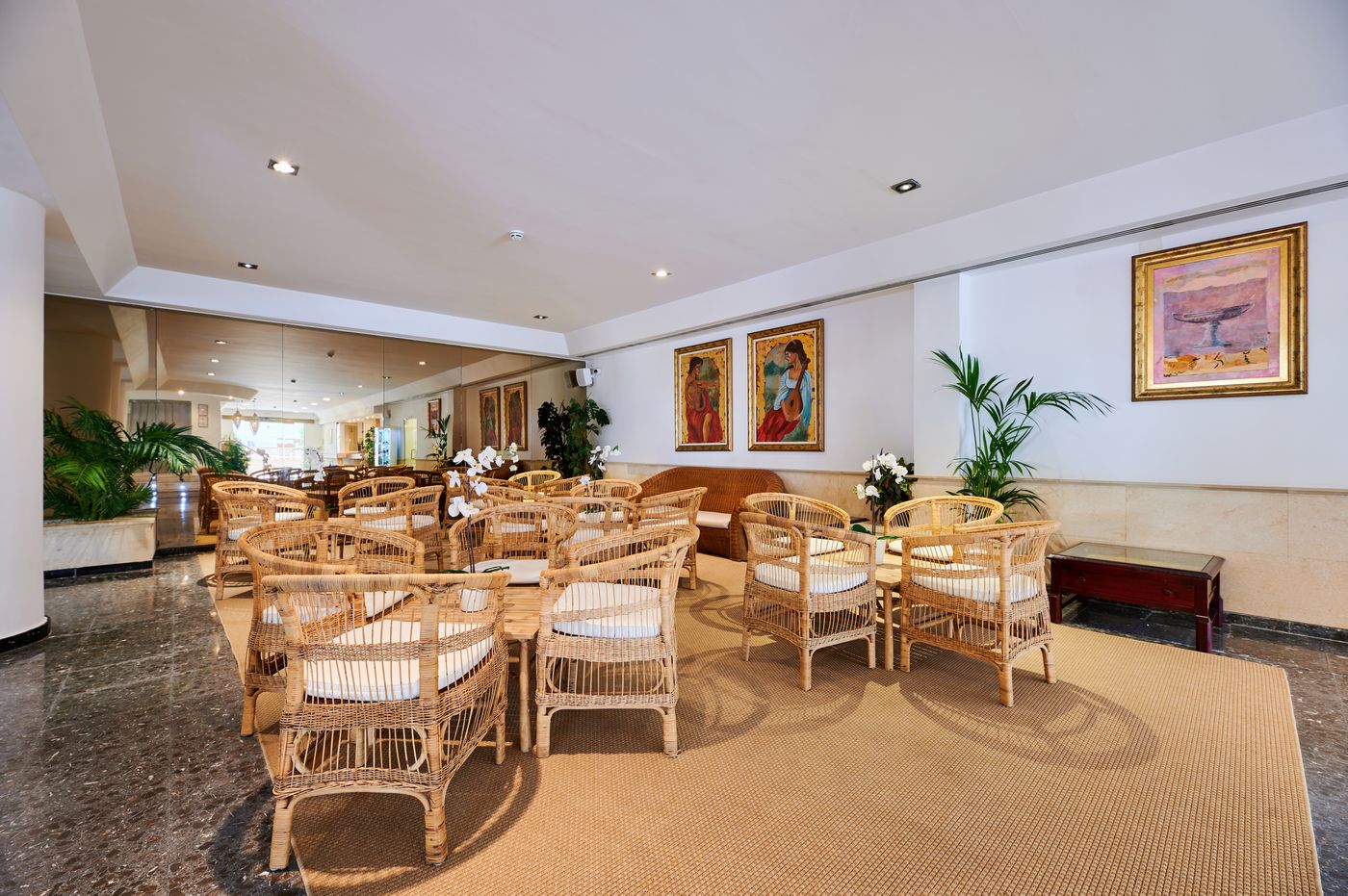 Hotel Oberoy - Adults Only