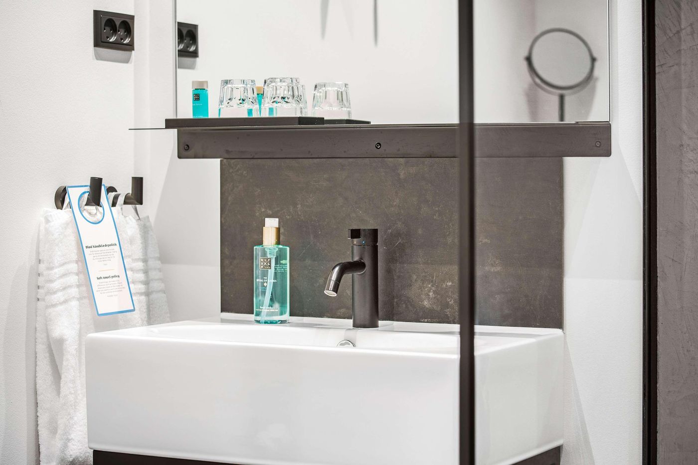 The-Huxley-Copenhagen--BW-Premier-Collection-Room-53