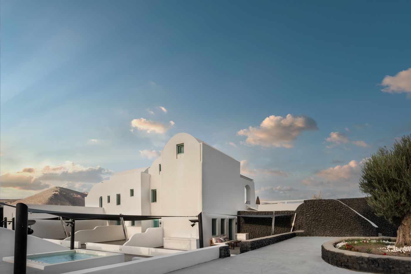 Santa-Irina-Luxury-Sunny-Lofts-Room-3