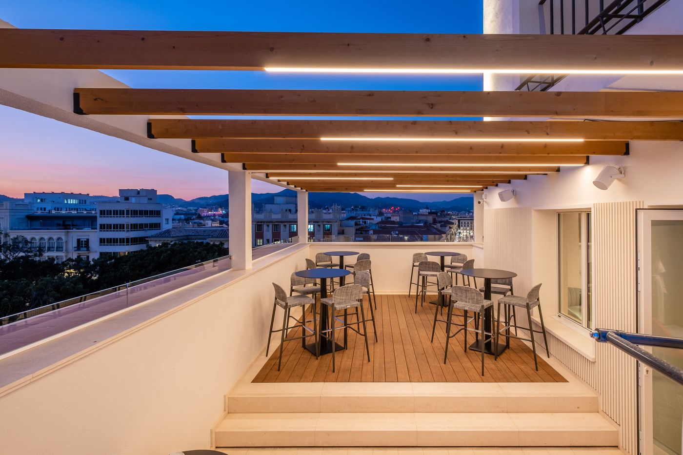 Soho-Boutique-Equitativa-Terrace-12