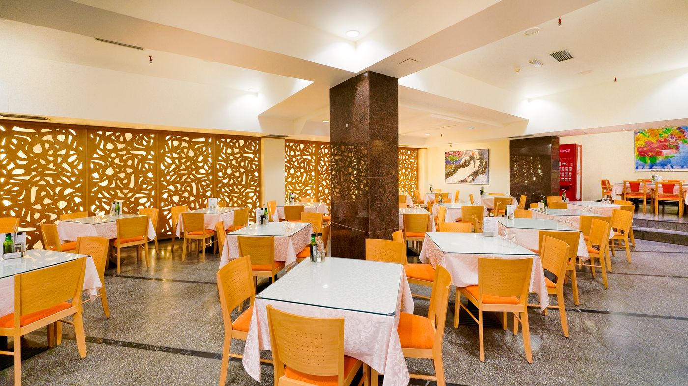 Astoria-Restaurant-42