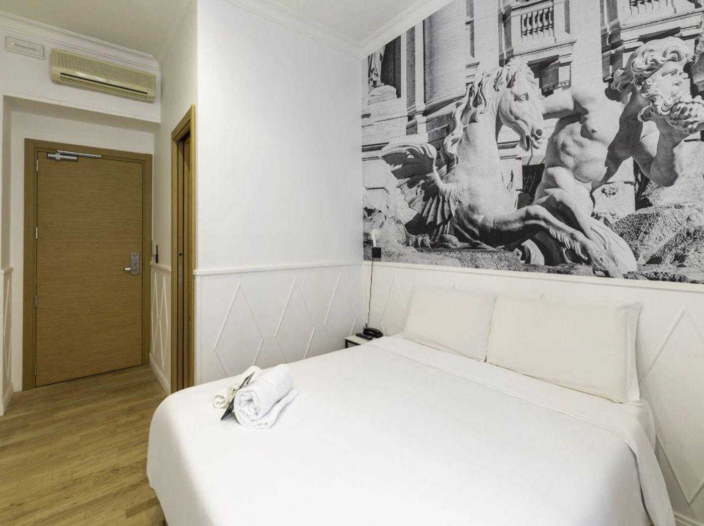 B-b-Hotel-Roma-Italia-Viminale-Room-11
