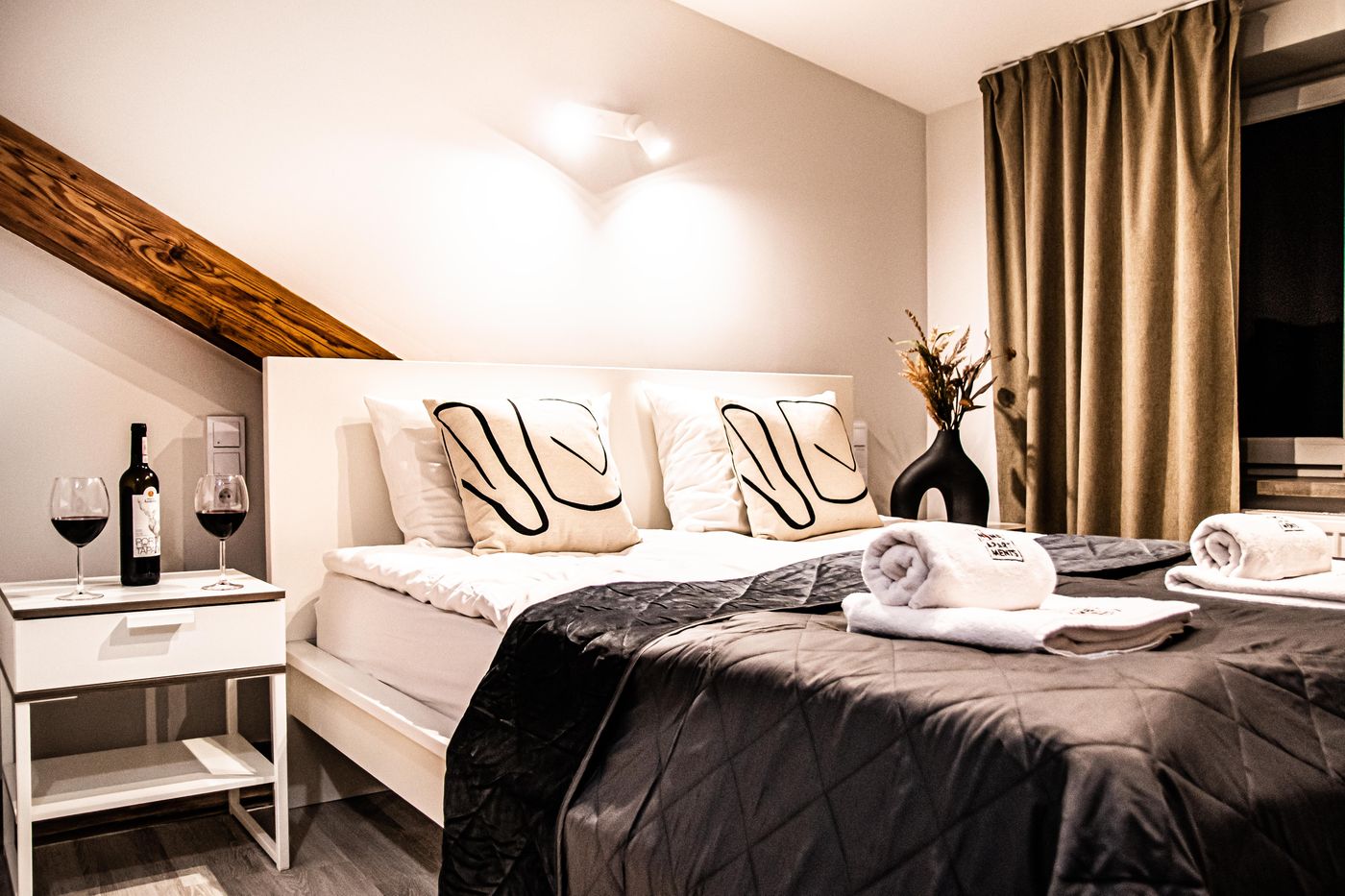 Wine-Apartments-Room-26