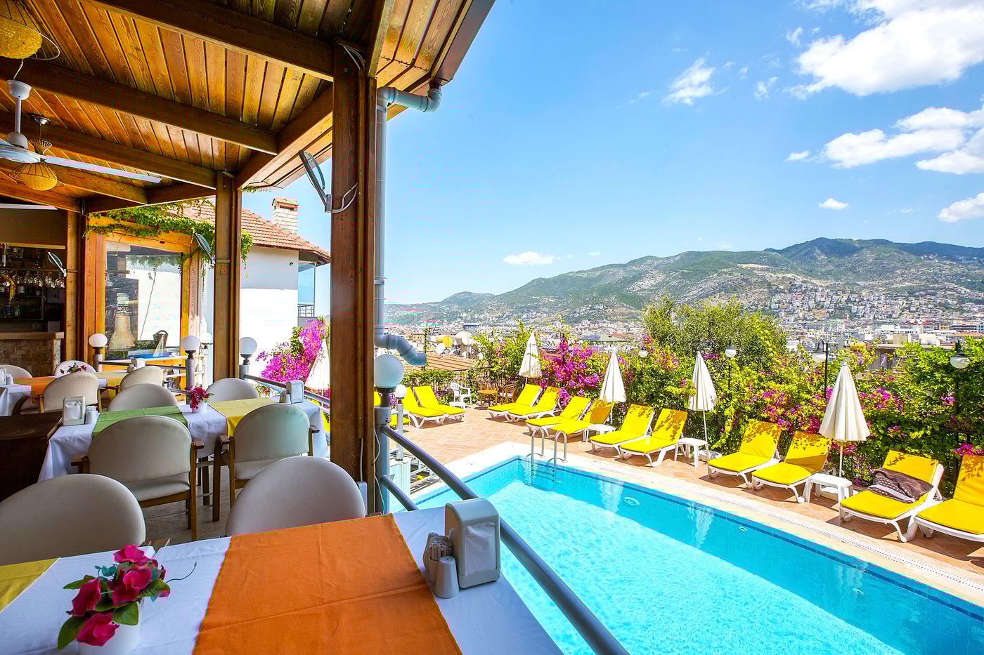 Villa-Sonata-Restaurant-14