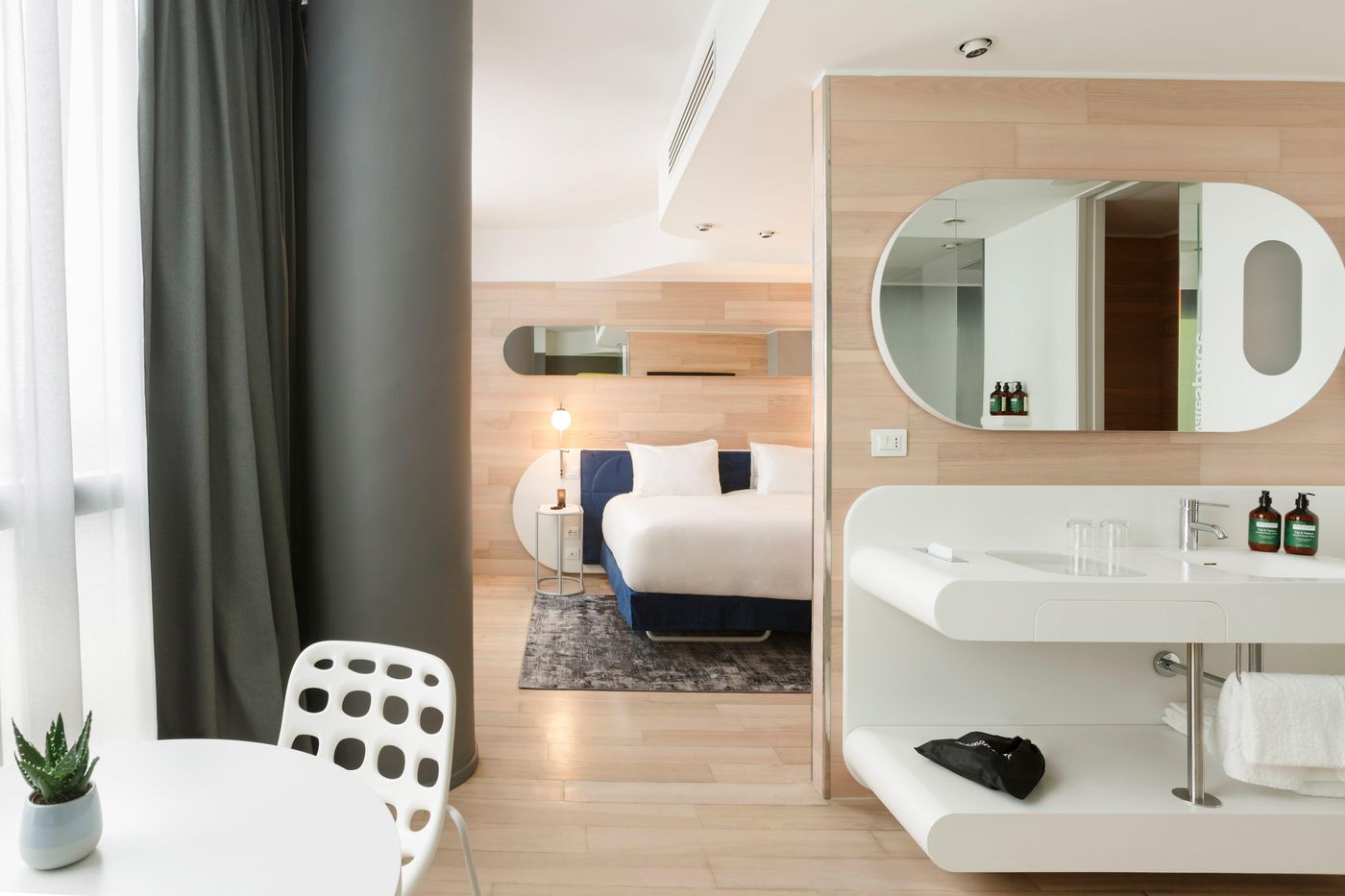 Voco-Milan-Fiere-Room-4