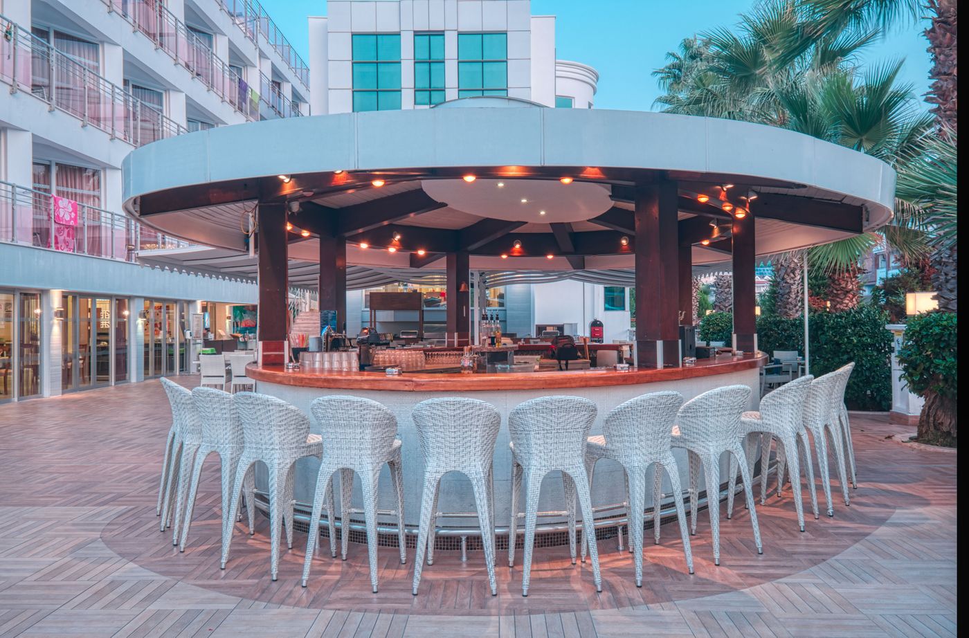 Ideal Pearl Hotel - Adult Only