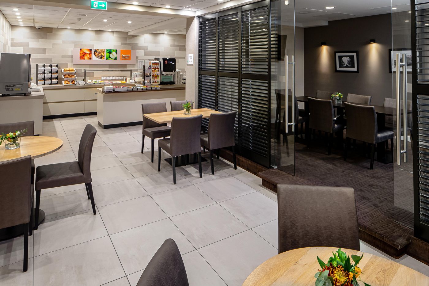 Holiday-Inn-Express-Amsterdam-South-Restaurant-15